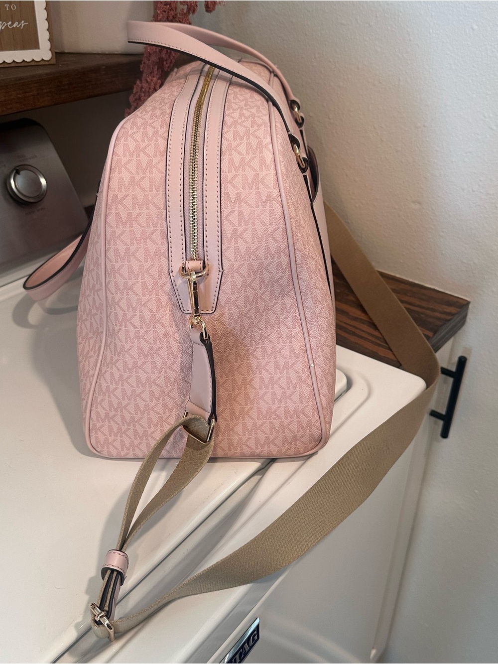 Michael Kors Jet Set Large XL Weekender Bag Pink - Picture 7 of 11
